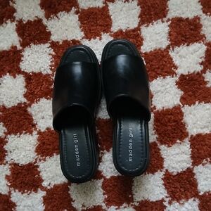 *SOLD* Madden Girl 90s Style Black Platform Sandals
